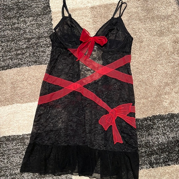 Cacique Other - Cacique chemise, black with “ribbon/bow,” size 12 (or 14/16, see photos) EUC!